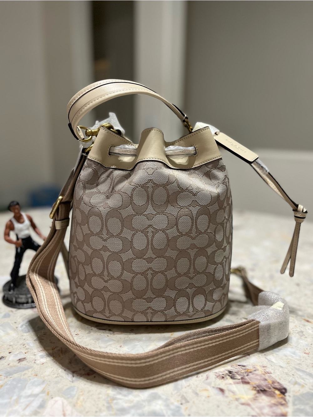 Coach Women Field Bucket NWT